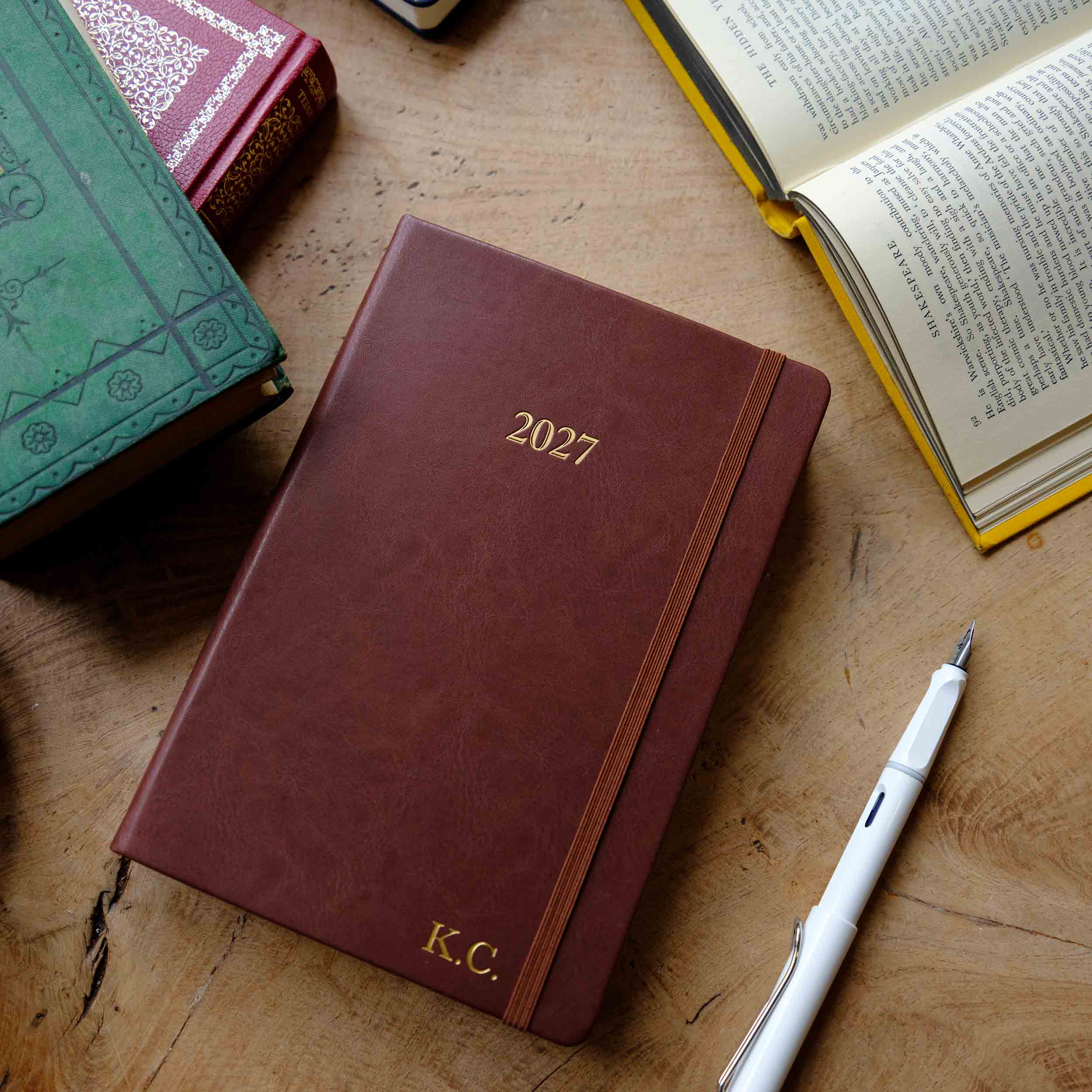 The Executive Journal – 2027 Edition – with Canadian Public Holidays